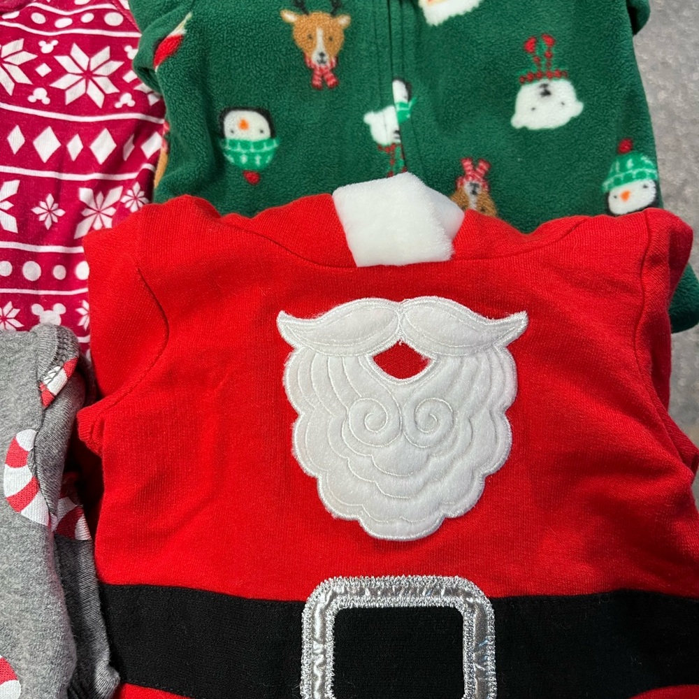 19 Pieces of Christmas bundle.